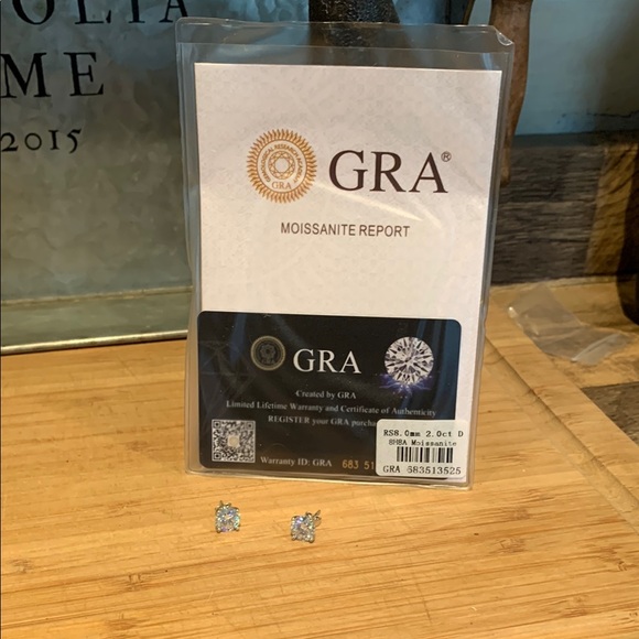 4 ctw Moissanite stud earrings